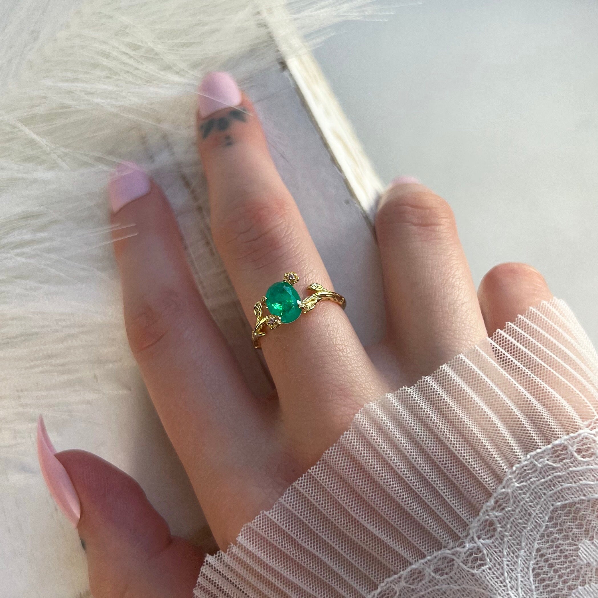 Haru Branch Ring | Lab Emerald | Sterling Silver 925 – Lilac